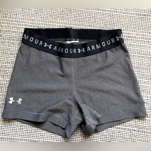 XS Under Armour grey spandex shorts